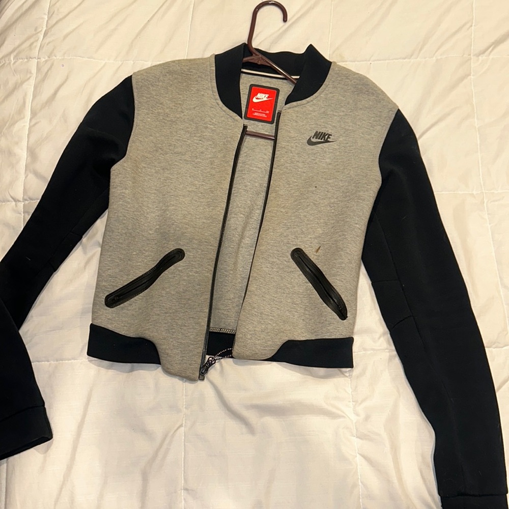Nike tech bomber